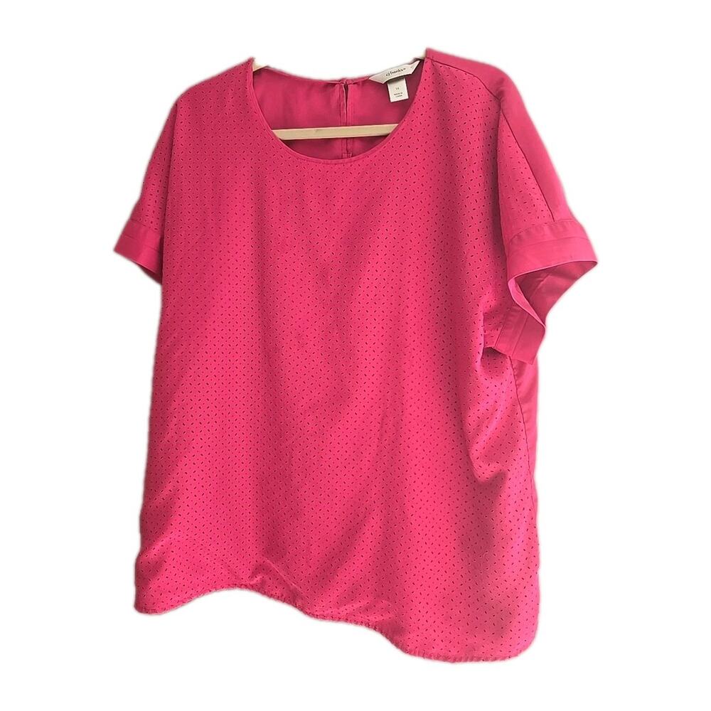 CJ Banks Pink Floral Laser Cut Crew Neck Short Sleeve Casual Top Womans Size 1X